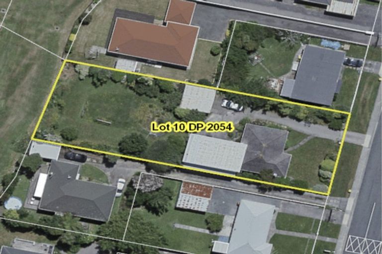 Photo of property in 23 Findlay Street, Tawa, Wellington, 5028