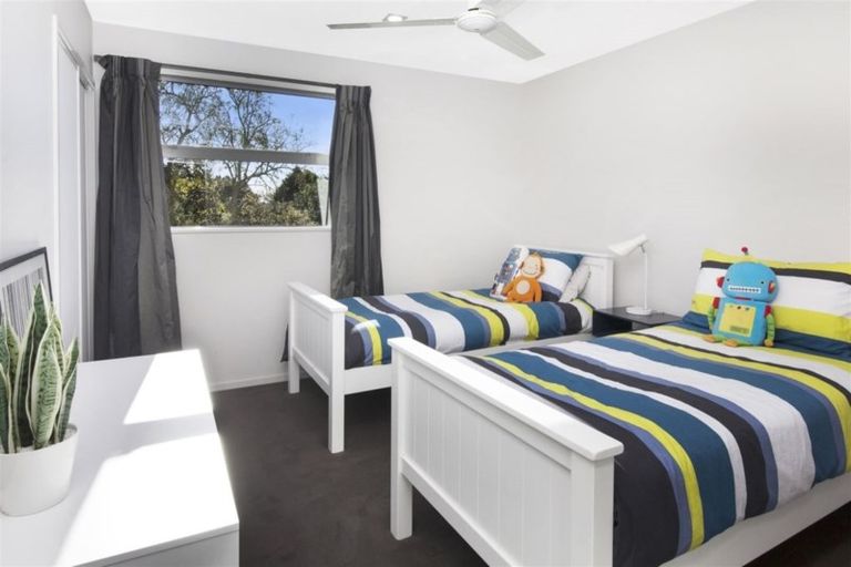 Photo of property in 15a Tomes Road, St Albans, Christchurch, 8052