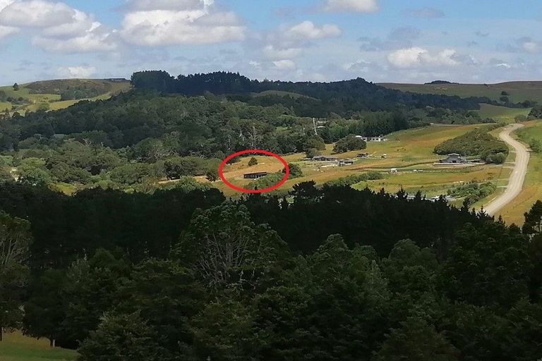 Photo of property in 521 Valley Road, Kaiwaka, 0573