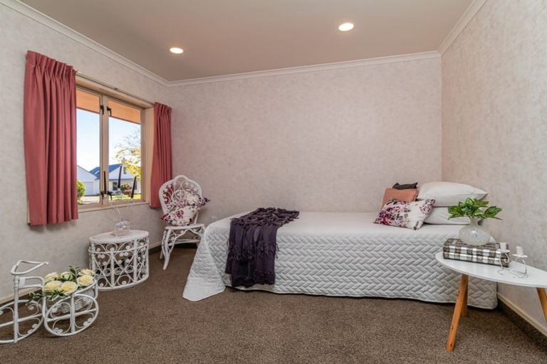 Photo of property in 4 Kingsgate Row, Havelock North, 4130