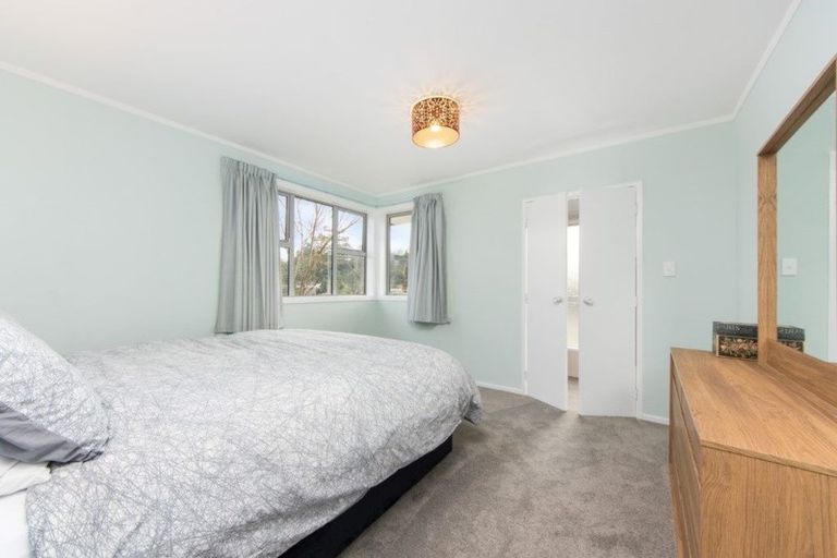 Photo of property in 1/558 Swanson Road, Ranui, Auckland, 0612