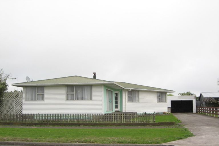 Photo of property in 103 Cracroft Street, Waitara, 4320