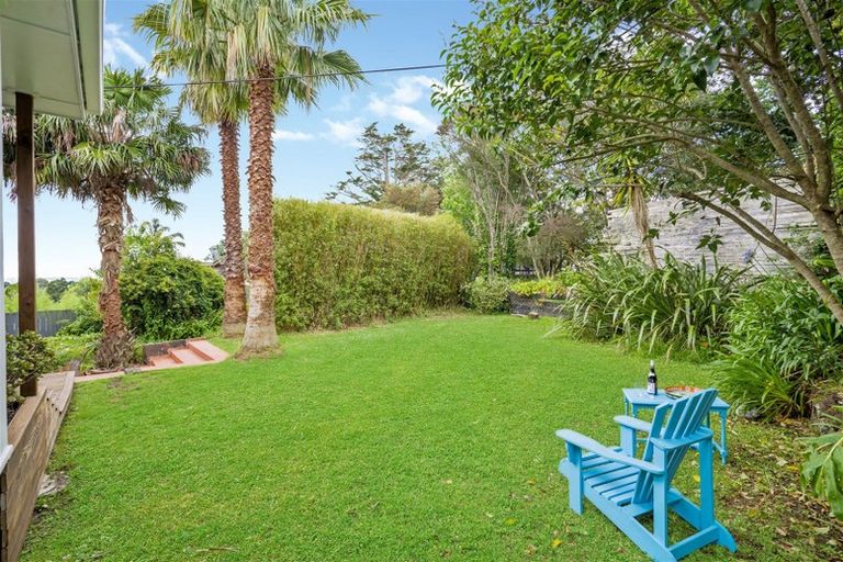 Photo of property in 279 Titirangi Road, Titirangi, Auckland, 0604