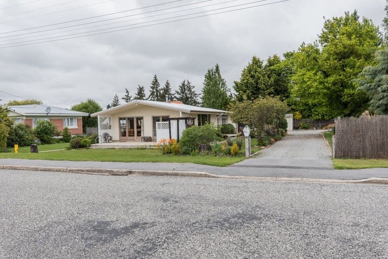 Photo of property in 22 Fraser Avenue, Ranfurly, 9332