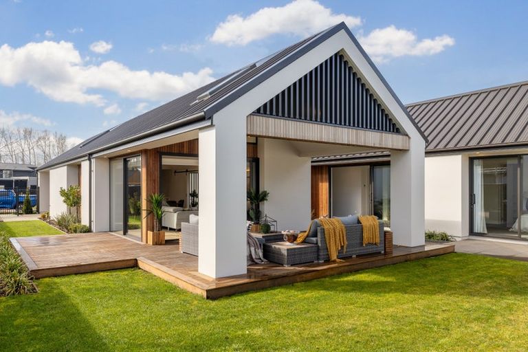 Photo of property in 117 Claridges Road, Casebrook, Christchurch, 8051