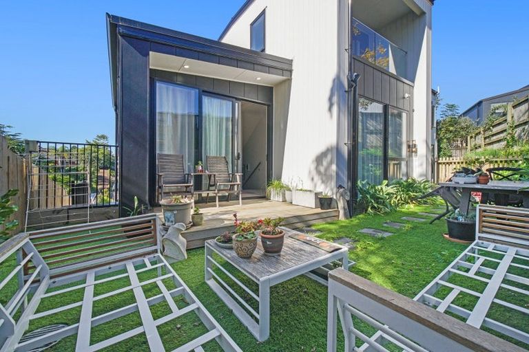 Photo of property in 6e Bacot Place, Howick, Auckland, 2014