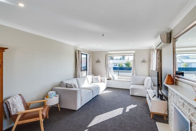 Photo of property in 10 Rata Street, Taradale, Napier, 4112