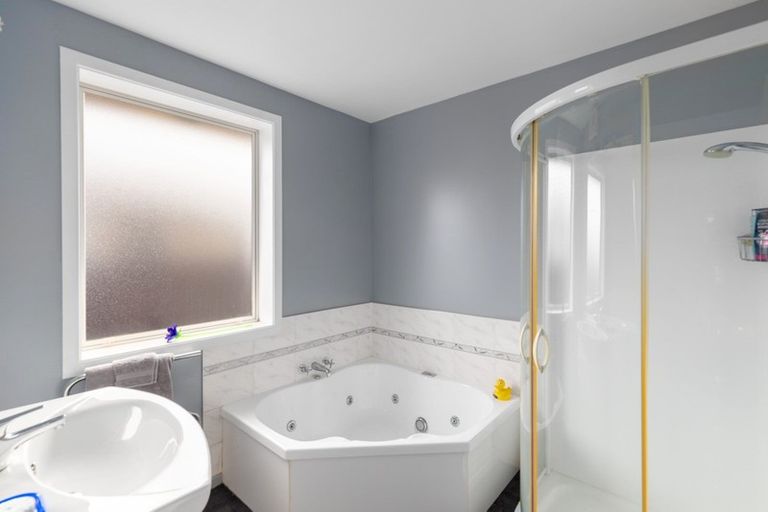 Photo of property in 1 Tapiri Street, Parklands, Christchurch, 8083