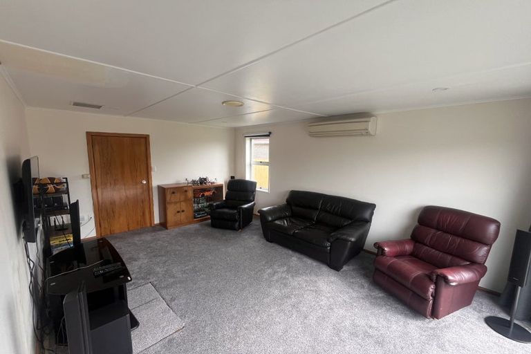 Photo of property in 18 Dufek Crescent, Wigram, Christchurch, 8042