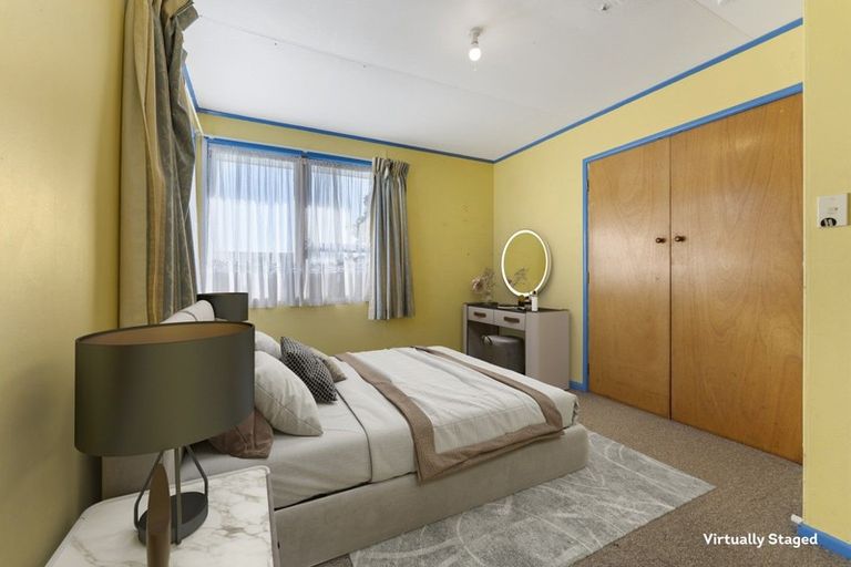 Photo of property in 15 Halswell Crescent, Westbrook, Palmerston North, 4412