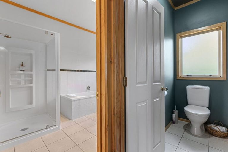 Photo of property in 390 Rowe Road, Ohauiti, Tauranga, 3173