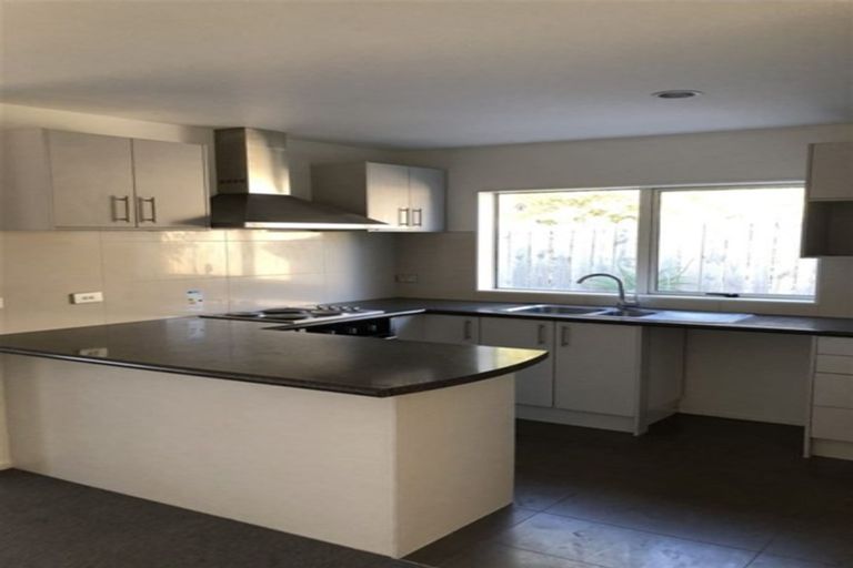 Photo of property in 276 Mahia Road, Weymouth, Auckland, 2103