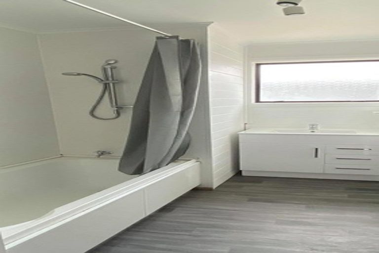 Photo of property in 32 Lyon Street, Featherston, 5710