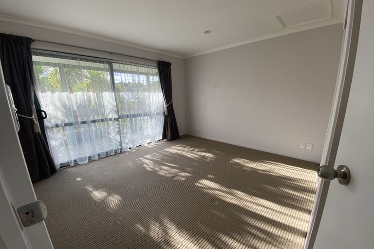 Photo of property in 55 Withers Road, Glen Eden, Auckland, 0602