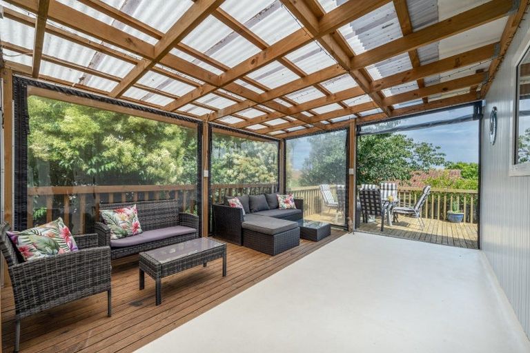 Photo of property in 65 O'halloran Road, Howick, Auckland, 2014