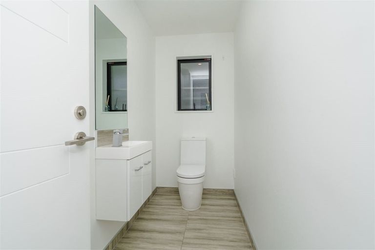 Photo of property in 26 Winfield Drive, Wigram, Christchurch, 8042