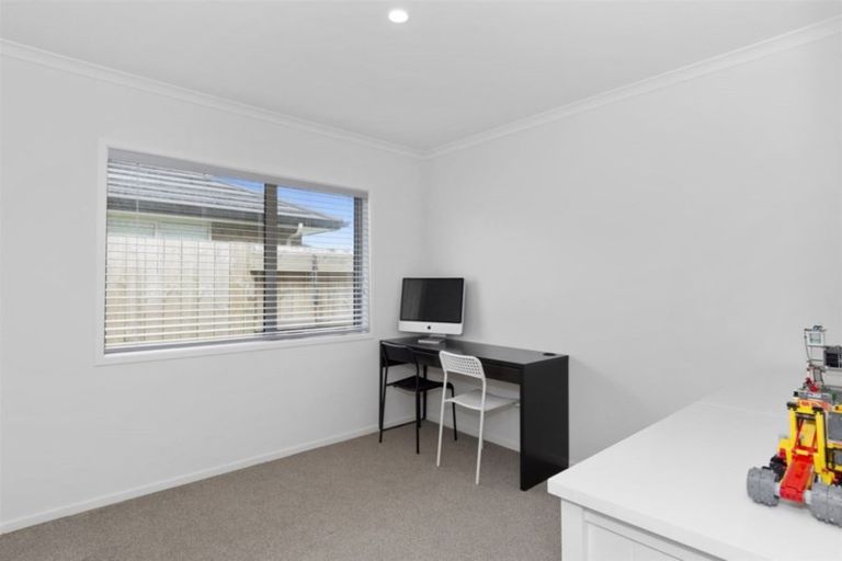 Photo of property in 23 Oka Street, Papamoa Beach, Papamoa, 3118