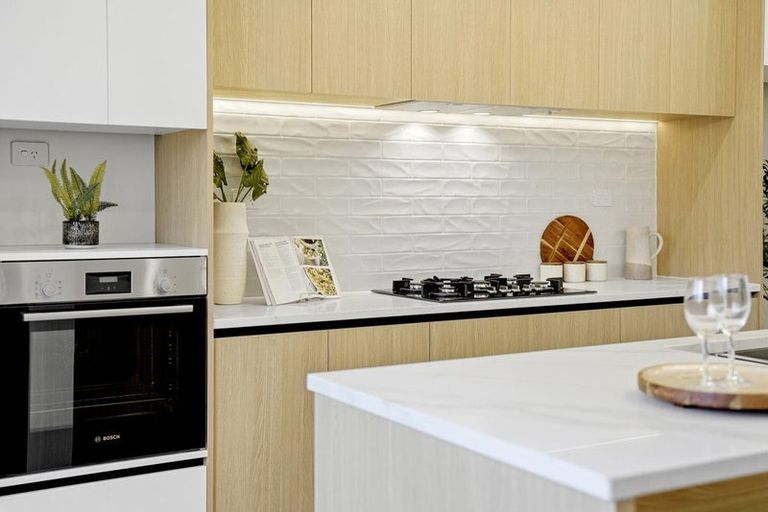 Photo of property in 7 Harakeke Lane, Orewa, 0931