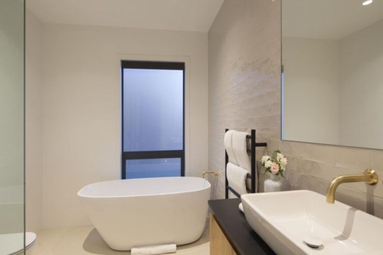 Photo of property in 2/27 Panorama Terrace, Queenstown, 9300