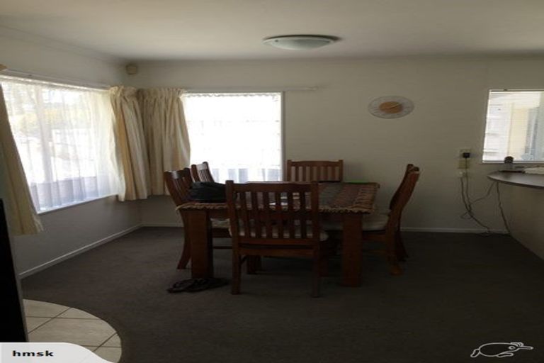 Photo of property in 9 Lutana Place, Burswood, Auckland, 2013