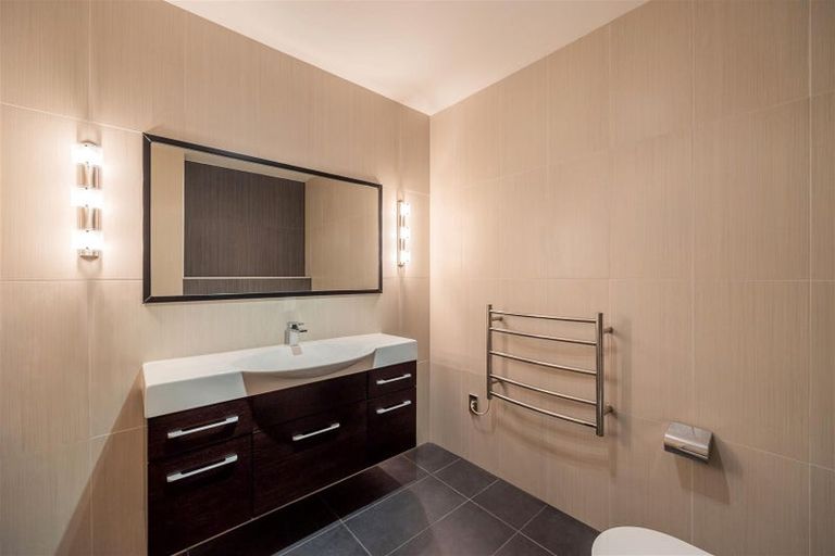 Photo of property in 68 Harbour Village Drive, Gulf Harbour, Whangaparaoa, 0930