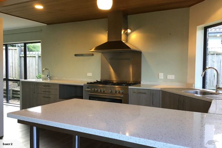 Photo of property in 3 Savoy Road, Orewa, 0931