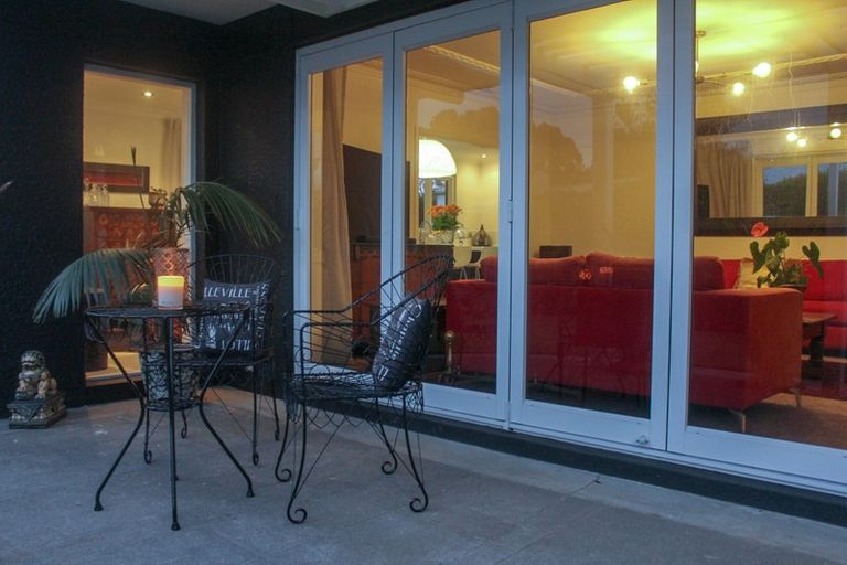 Photo of property in 293a Carrington Street, Vogeltown, New Plymouth, 4310