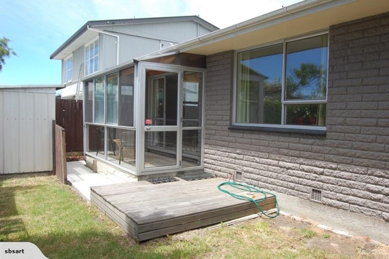 Photo of property in 2/23 Purchas Street, St Albans, Christchurch, 8014