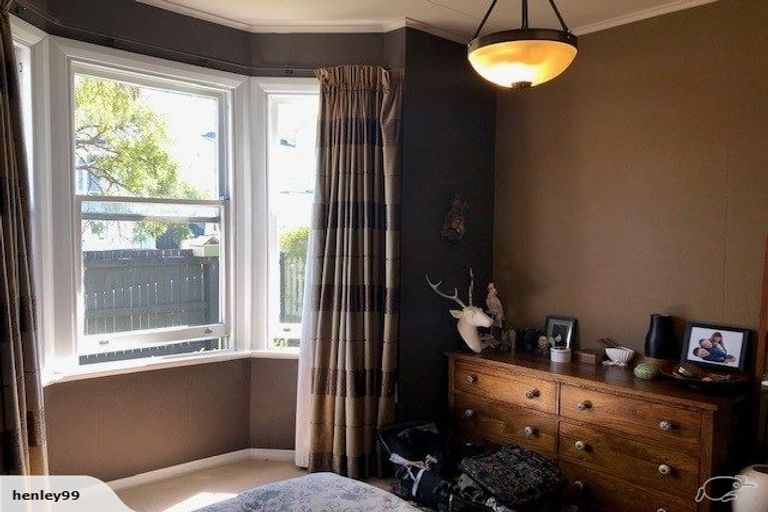 Photo of property in 10 Milton Street, Berhampore, Wellington, 6023