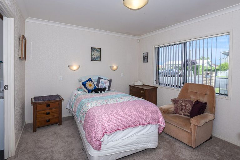 Photo of property in 5a Deveron Street, Regent, Whangarei, 0112