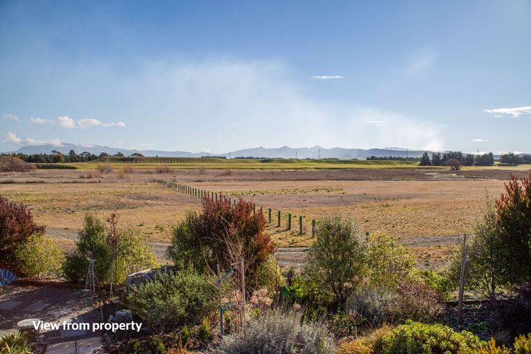 Photo of property in 25 Glenmark Drive, Waipara, 7483