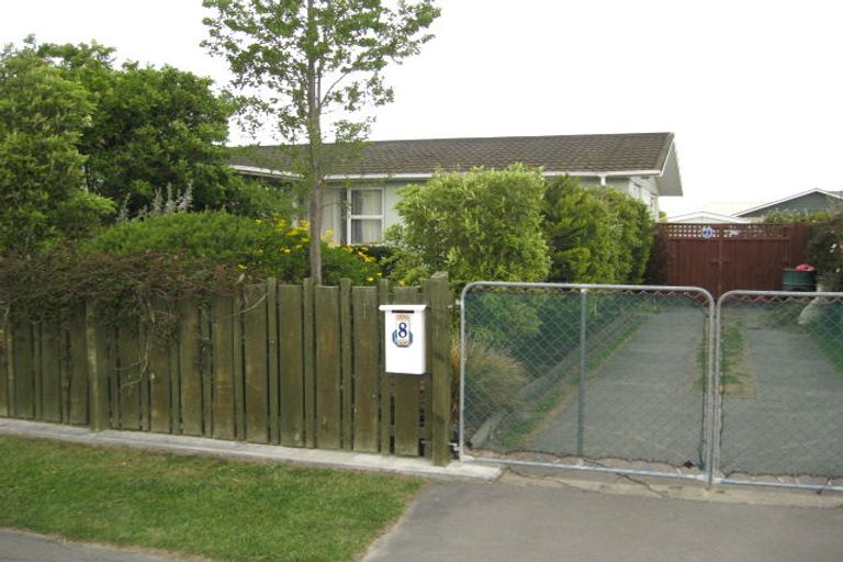 Photo of property in 8 Amberley Beach Road, Amberley, 7410