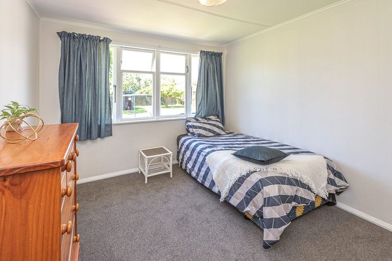 Photo of property in 10 Hadfield Crescent, College Estate, Whanganui, 4500