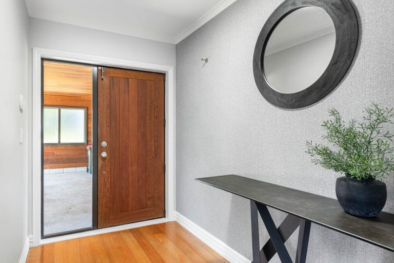 Photo of property in 354 Henwood Road, Hillsborough, New Plymouth, 4372