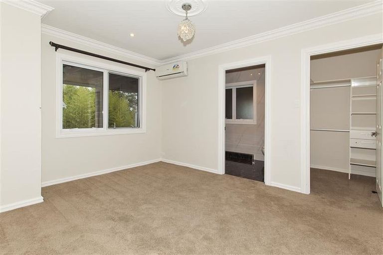Photo of property in 220 Gills Road, Albany Heights, Auckland, 0632