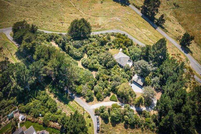 Photo of property in 1 Broadleaf Lane, Heathcote Valley, Christchurch, 8081