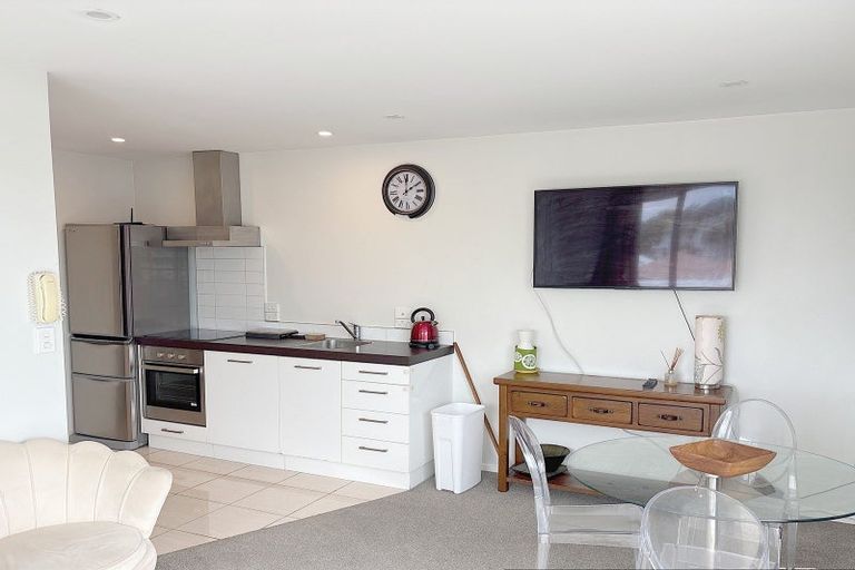 Photo of property in 8/318 Barbadoes Street, Christchurch Central, Christchurch, 8011