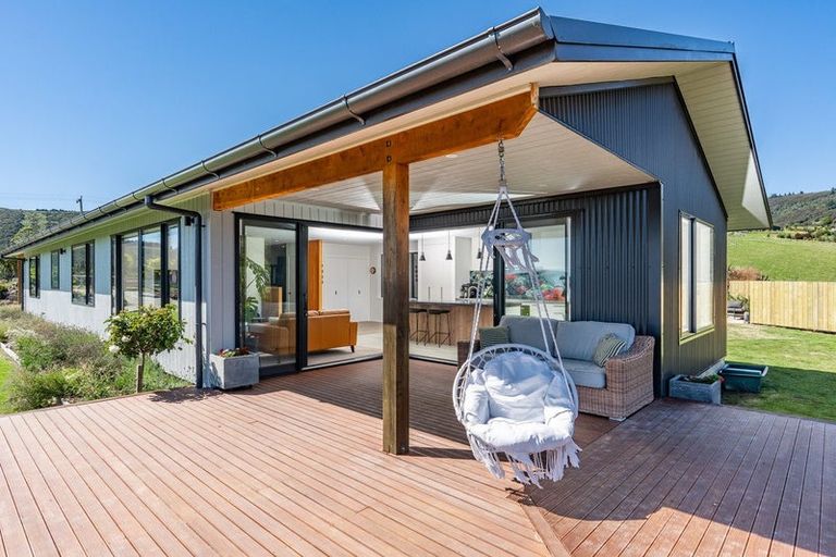 Photo of property in 156 Dons Creek Road, Waitati, 9085