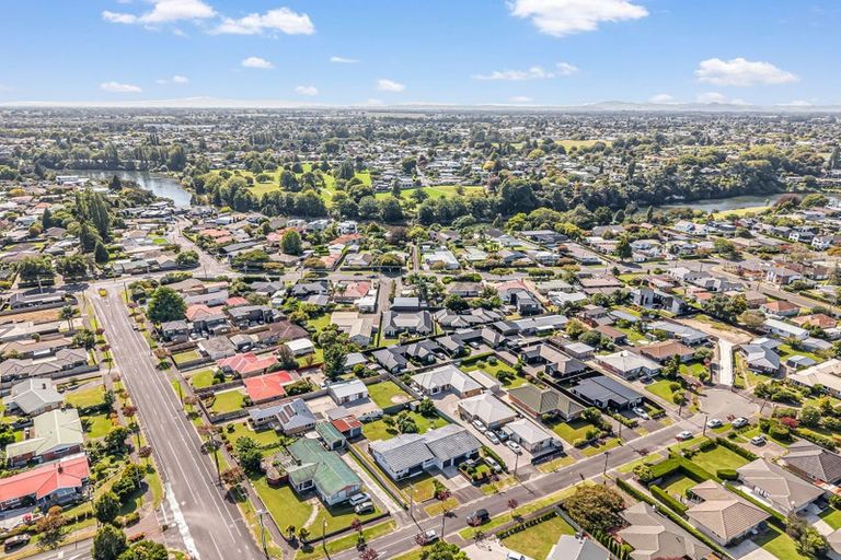 Photo of property in 1 Kingsley Street, St Andrews, Hamilton, 3200