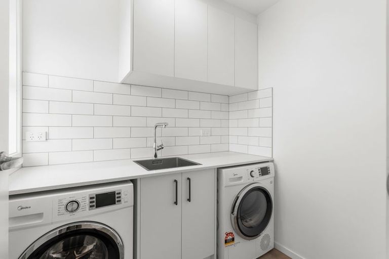 Photo of property in 105 Springs Road, Hornby, Christchurch, 8042