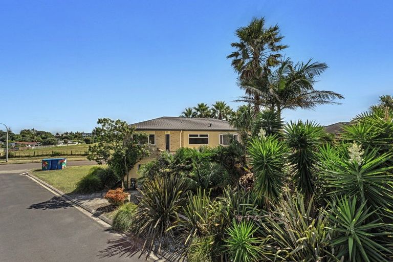 Photo of property in 34 Ohuirehe Road, Coastlands, Whakatane, 3120