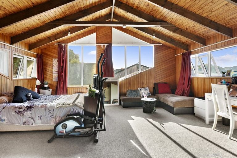 Photo of property in 27 Brixham Way, Newtown, Wellington, 6021