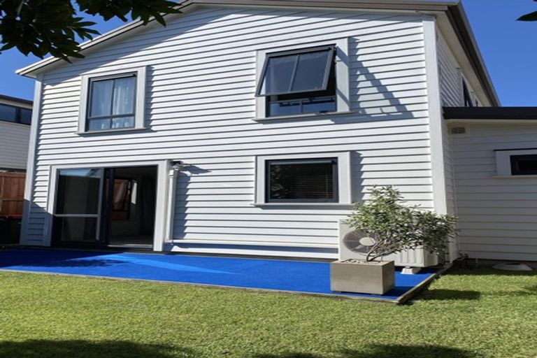 Photo of property in 66 Kaimoana Street, Weymouth, Auckland, 2103