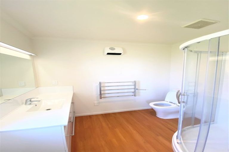 Photo of property in 22 Somerville Crescent, Aidanfield, Christchurch, 8025