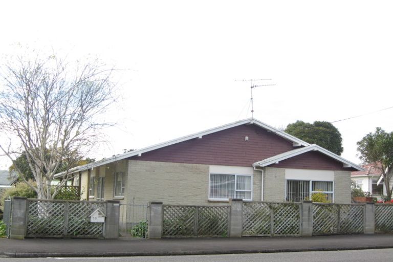 Photo of property in 73 Gover Street, New Plymouth, 4310