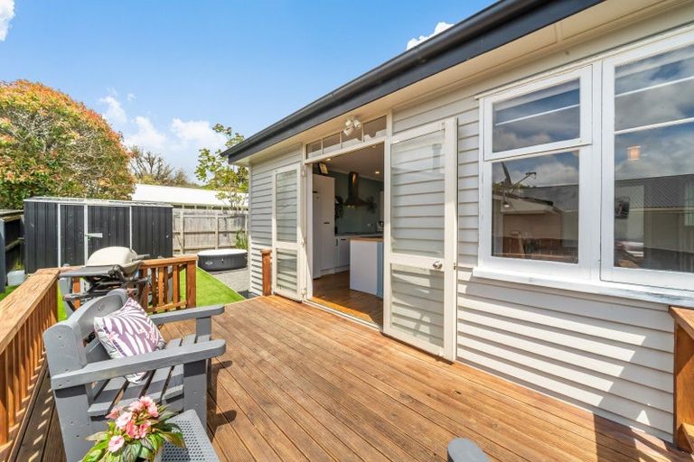 Photo of property in 14 Pempsey Street, Silverstream, Upper Hutt, 5019