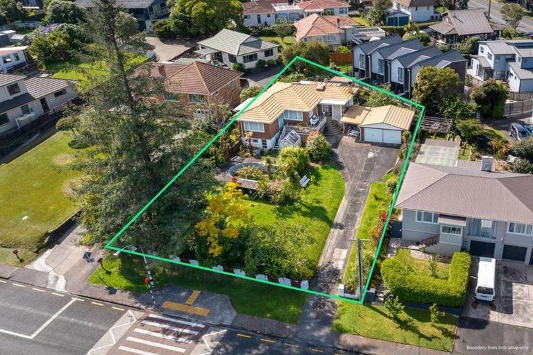 Photo of property in 3 Lavelle Road, Henderson, Auckland, 0612