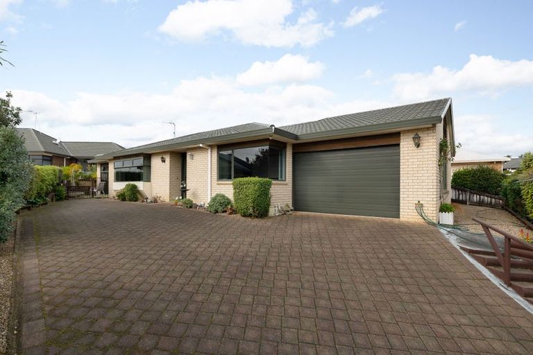 Photo of property in 19 Lochinver Drive, Nawton, Hamilton, 3200