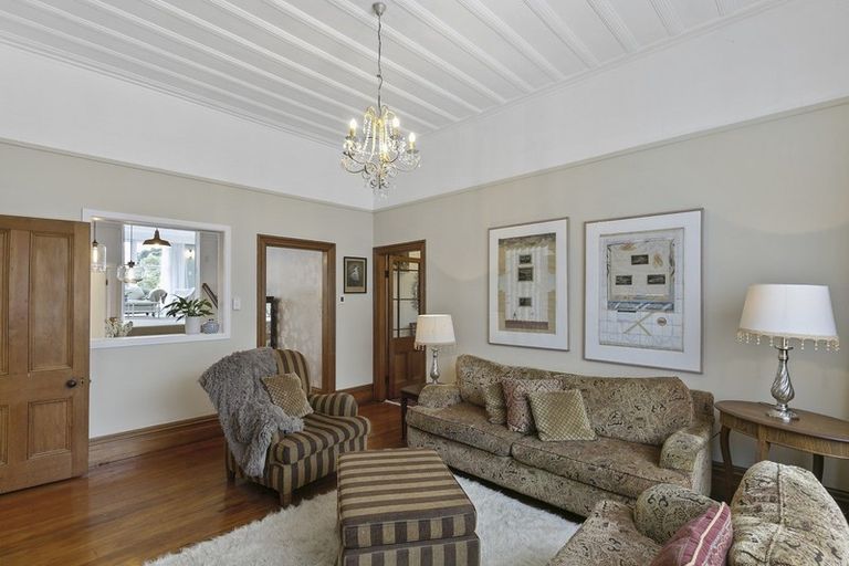 Photo of property in 99 Amohia Street, Paraparaumu, 5032