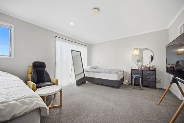 Photo of property in 117 Hobsonville Point Road, Hobsonville, Auckland, 0616